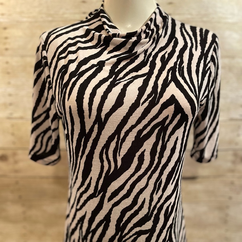 JKLA California Blouse in Zebra Print Size Large
